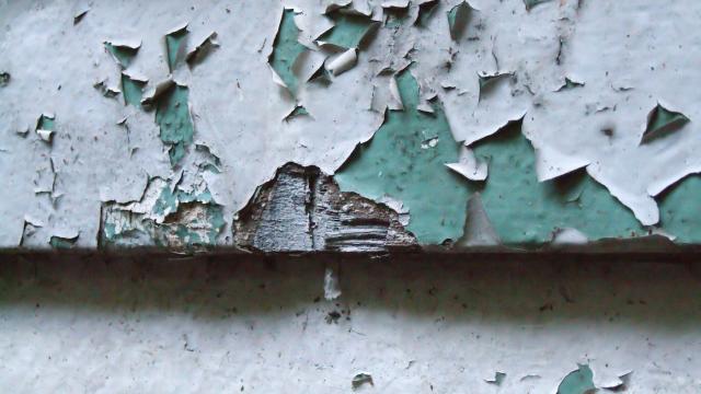 Flaking lead paint