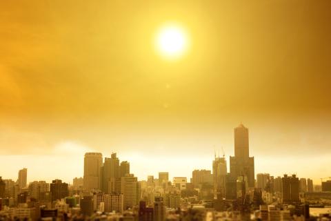 Cityscape heatwave with beating sun